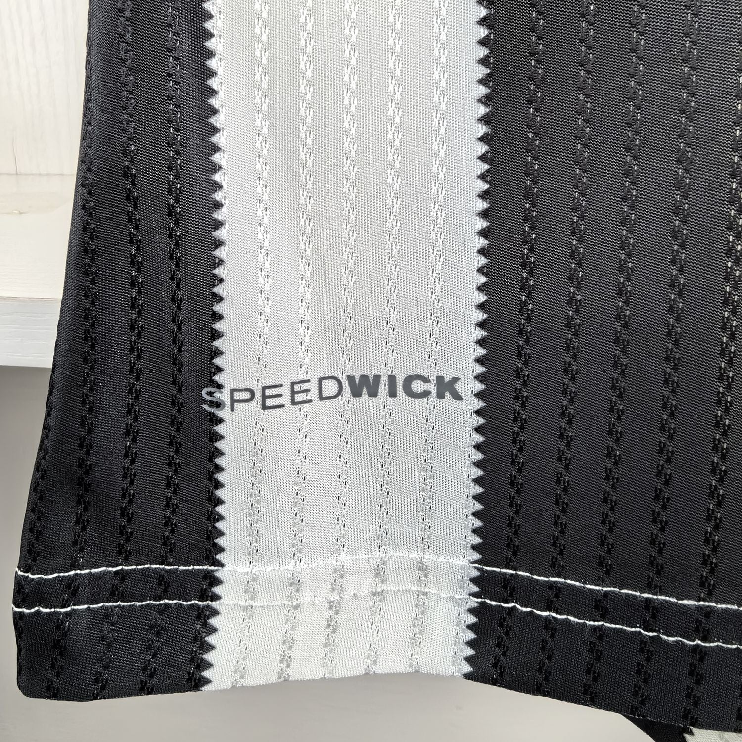 Jersey Botafogo I 24/25 Feminino - Preto e Branco