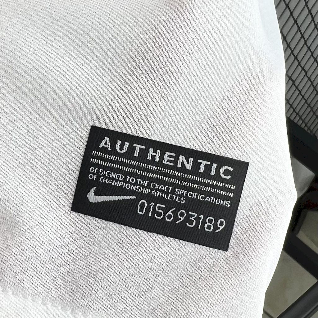 Jersey Santos Manga Longa Retrô 2011/12 Home