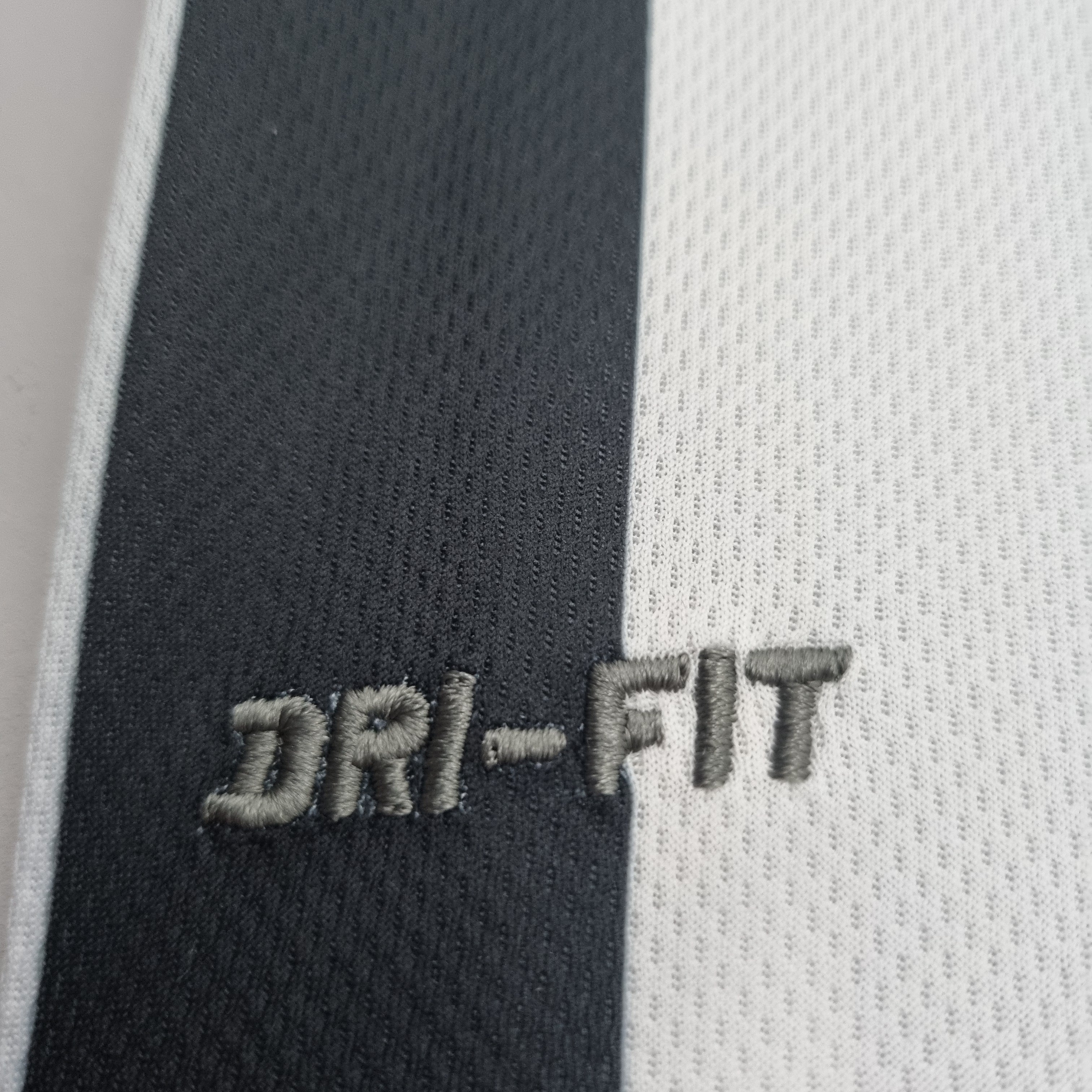 Jersey Santos Retro 2013 away