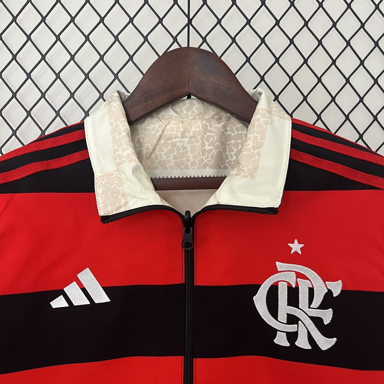 Windbreaker Flamengo - Preto e Vermelho