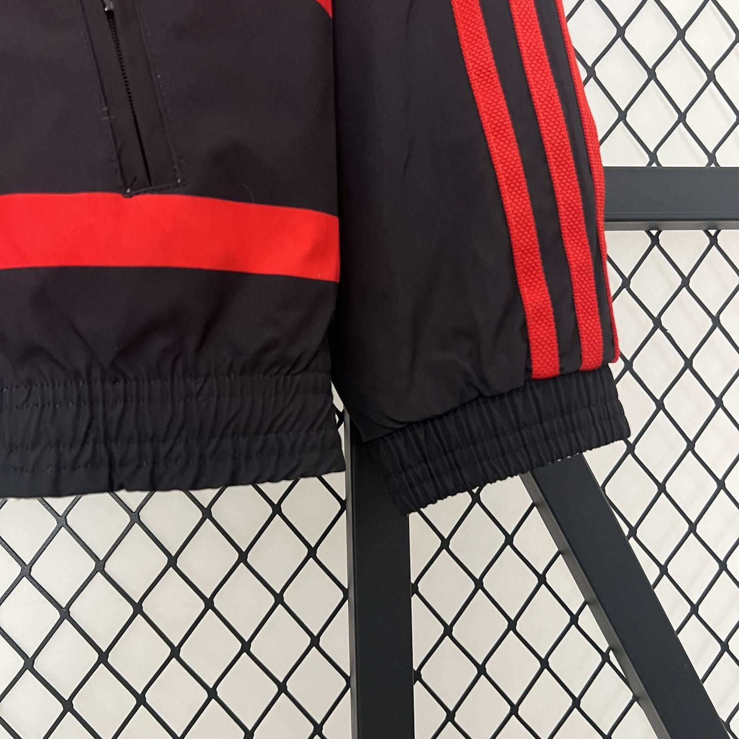 Windbreaker Flamengo - Preto e Vermelho