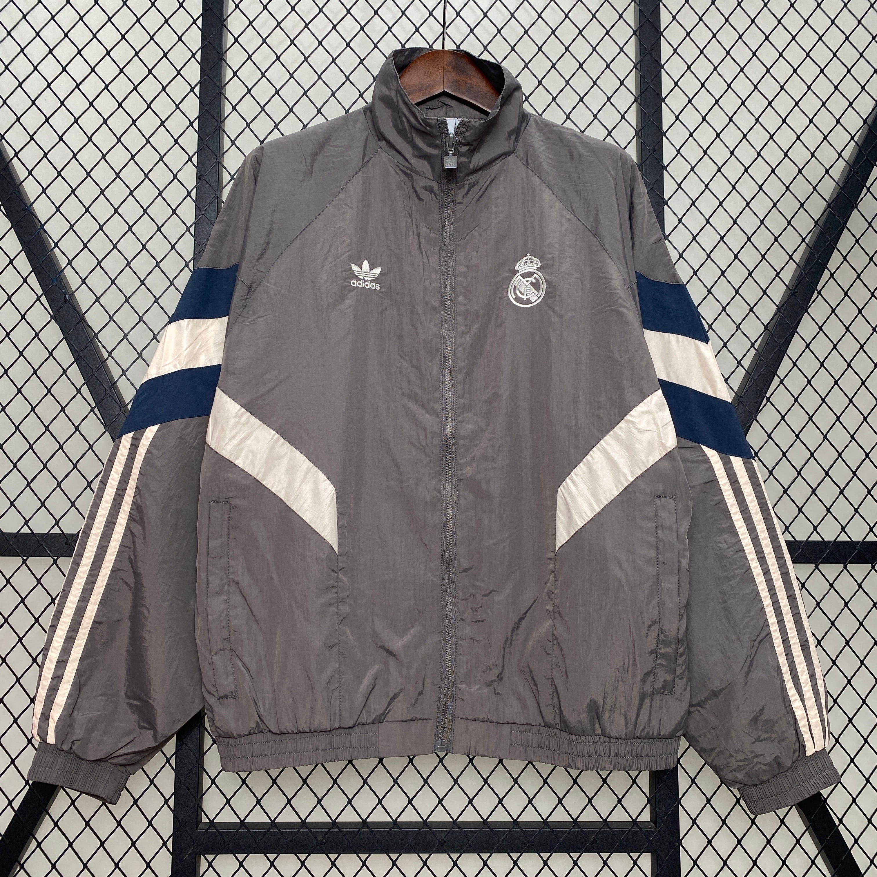 Windbreaker Real Madrid 24/25 - Gray
