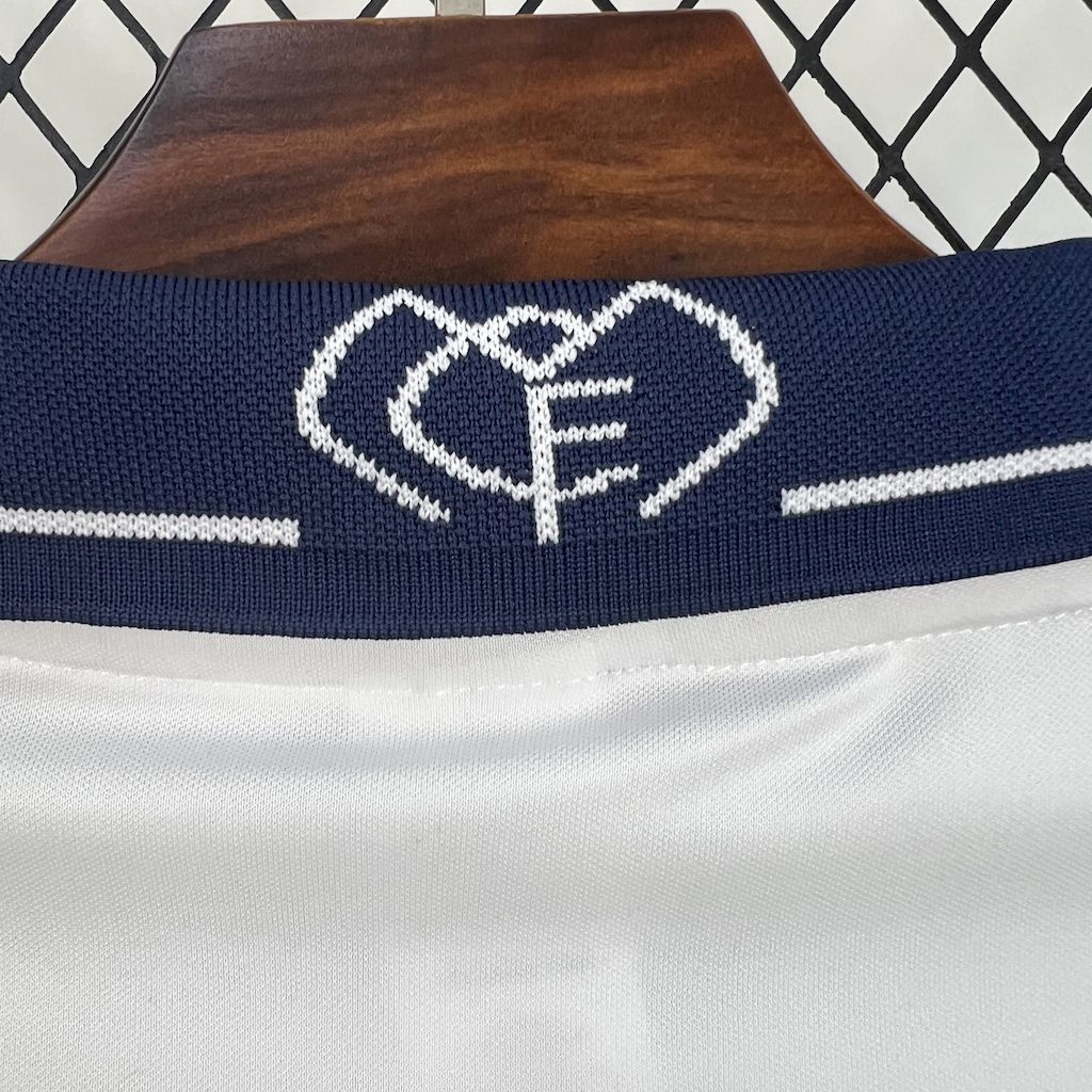 Jersey do Real Madrid Retrô 2000/01 Home