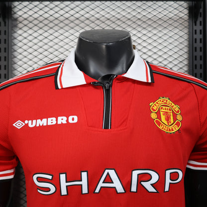 Red Manchester United retro 98/99 player jersey with Sharp sponsor