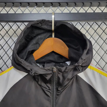 Windbreaker Bayern de Munique 24/25 - Preto e Branco